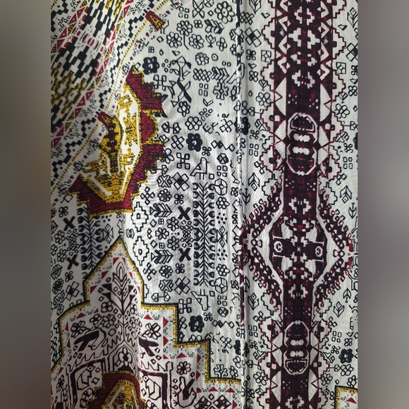 Tribal Jeans Aztec Print Tunic Blouse | V-Neck | Bohemian Style | Rayon Size M - Picture 10 of 10